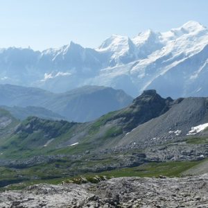 Désert de Platé et massif du Mont-Blanc