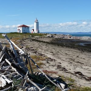 Île Verte : le phare, à proximité du "Bout-d'en-Bas".